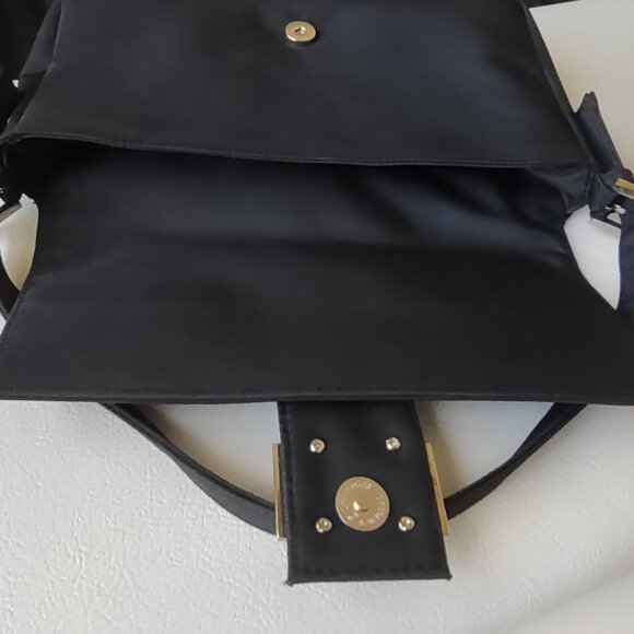 Black fabric clutch purse - Picture 4 of 5